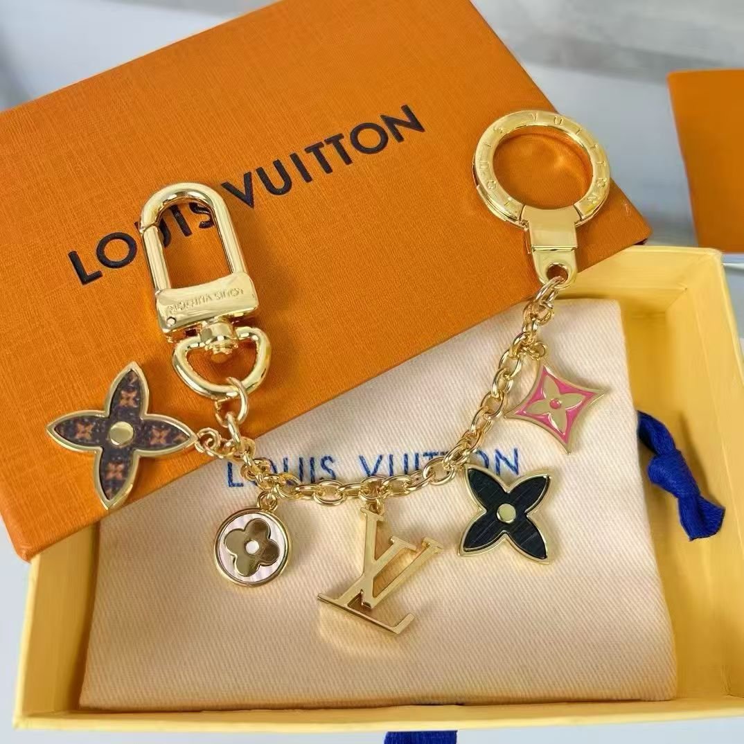 Louis Vuitton bag chain LV New collection - Image 5 of 17